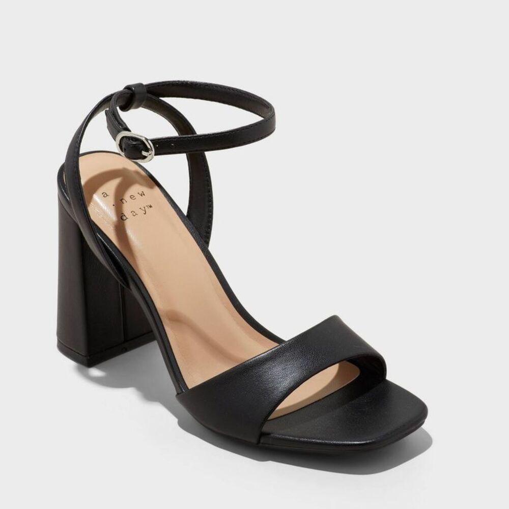 Women's Haley Memory Foam Block Heel Ankle Strap Pumps - Black 9W